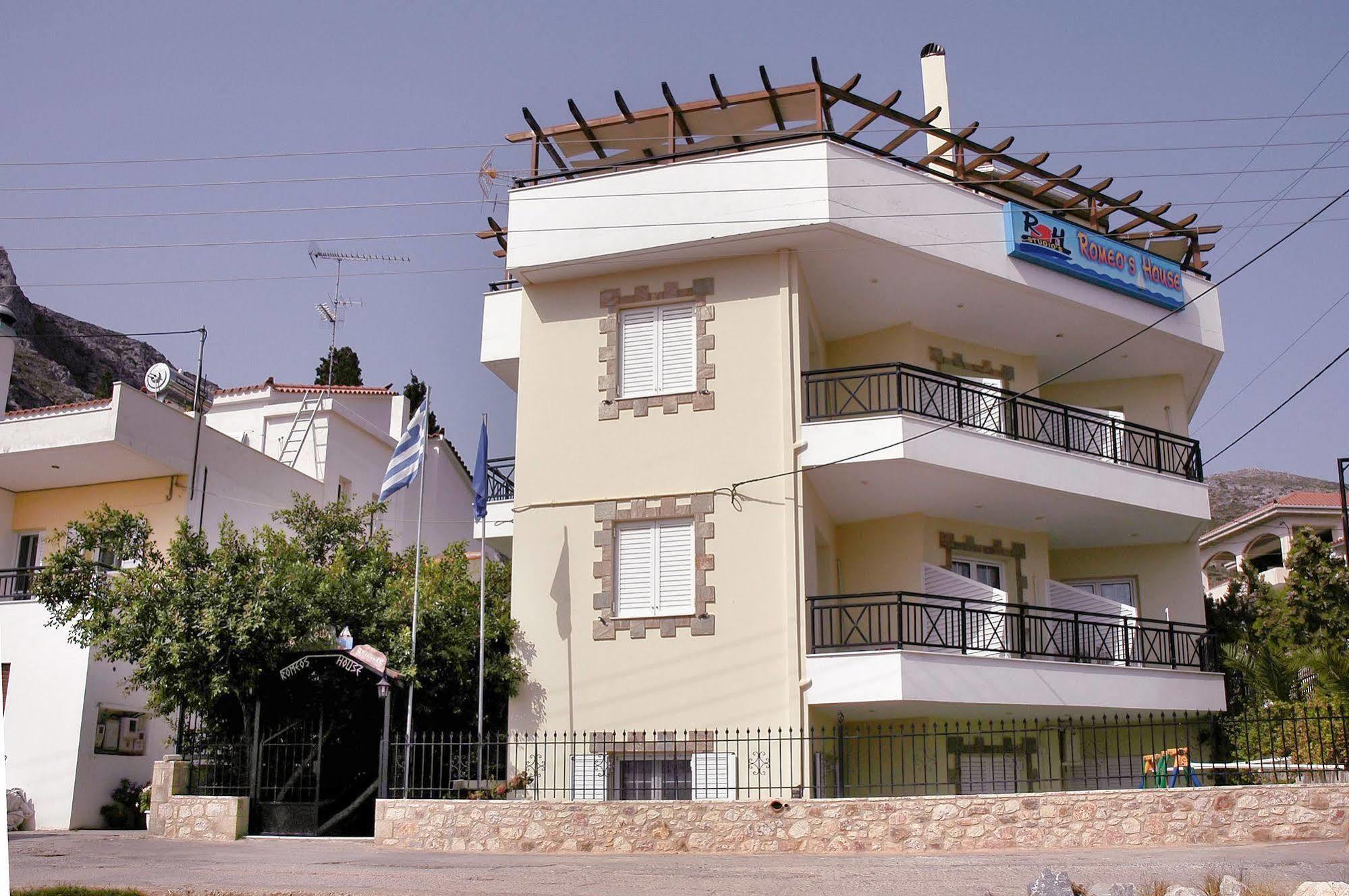 Malvasia Corner Studios - Ex Romeo'S House Monemvasia Exterior photo